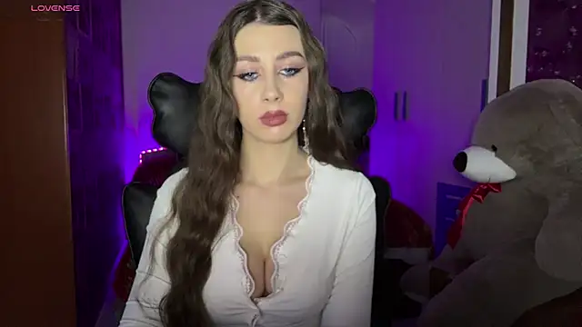 SweetCherry  N online show from 02/05/26, 09:19