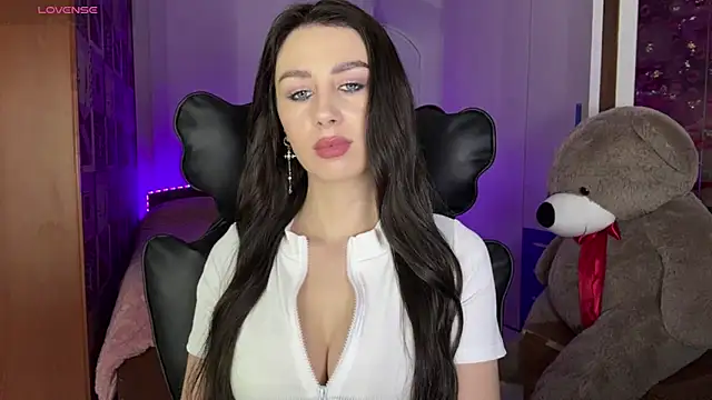 SweetCherry  N online show from 04/13/26, 07:52