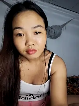 Snapshot of chu-bibo chatting on 10/29/25, 03:25 chu-bibo online show from 10/29/25, 03:25