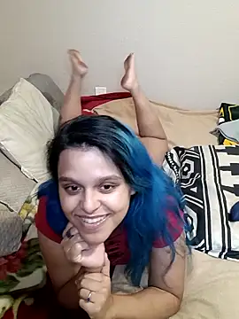 Snapshot of aye_tinakopixx chatting on 12/18/25, 06:41 aye tinakopixx online show from 12/18/25, 06:41