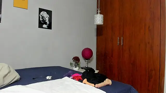 Snapshot of sexynova_93 chatting on 07/23/26, 07:56 sexynova 93 online show from 07/23/26, 07:56