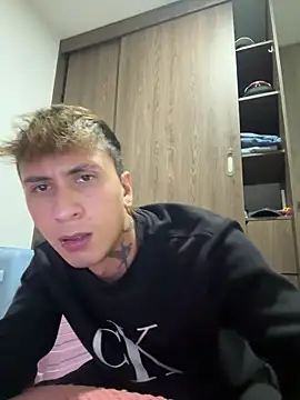 Eljorshx0706 online show from 12/16/25, 03:22