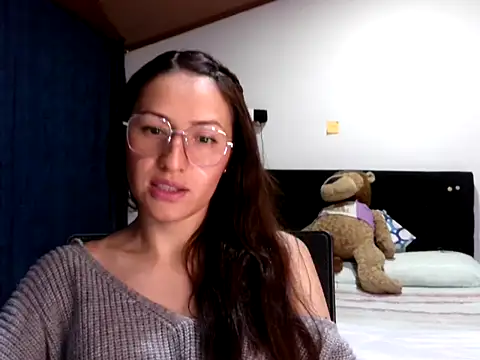 KendallTwisTx online show from 12/03/25, 04:20