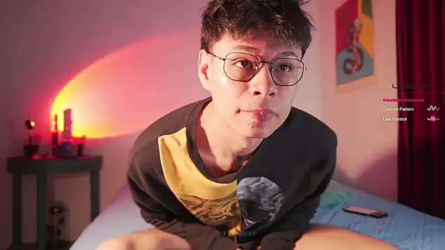 estmonnn online show from 04/23/26, 11:51