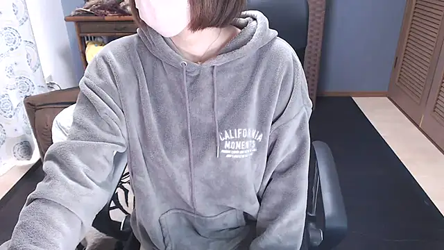 YUNONNON online show from 02/25/26, 04:44