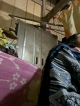 Snapshot of Nul-chal chatting on 12/22/25, 11:29 Nul-chal online show from 12/22/25, 11:29