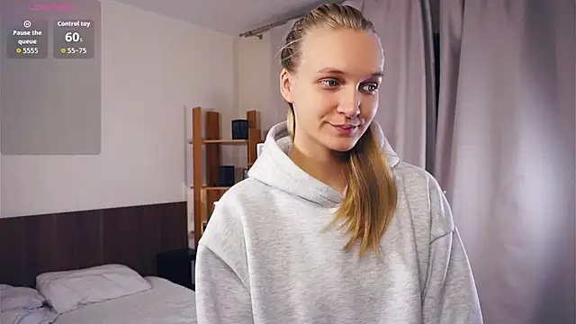 Snapshot of DierdreJacobsohn chatting on 12/05/25, 06:22 DierdreJacobsohn online show from 12/05/25, 06:22