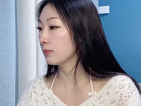 ella55-- online show from 11/14/25, 03:49