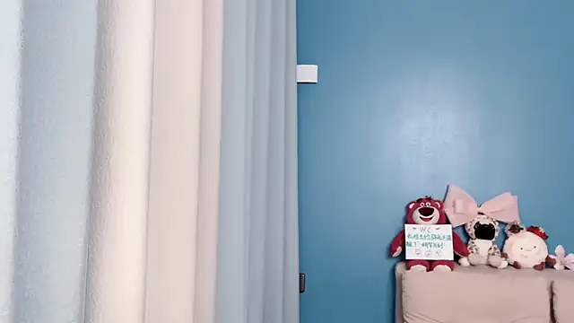 Snapshot of ella55-- chatting on 02/22/26, 10:25 ella55-- online show from 02/22/26, 10:25