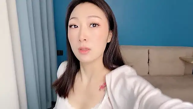 ella55-- online show from 04/21/26, 01:07