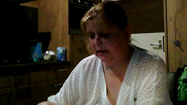 Sylviastar46 online show from 03/23/26, 09:08