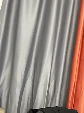 xiaojingzi66 online show from 12/15/25, 09:57