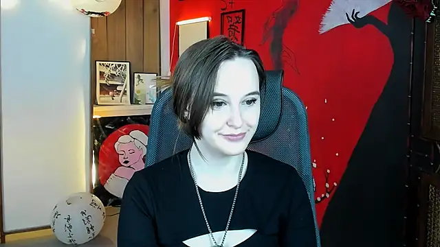 IreneBailey online show from 11/18/25, 09:14