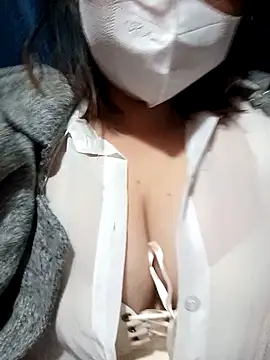 julybe online show from 01/06/26, 12:03