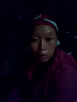 Snapshot of cute-kiss chatting on 10/30/25, 02:51 cute-kiss online show from 10/30/25, 02:51