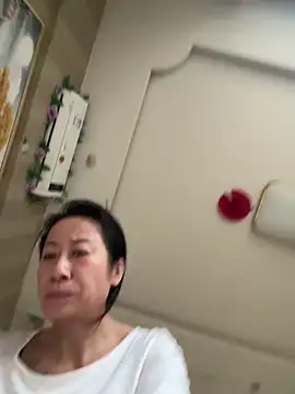 aniani11 online show from 04/03/26, 08:34