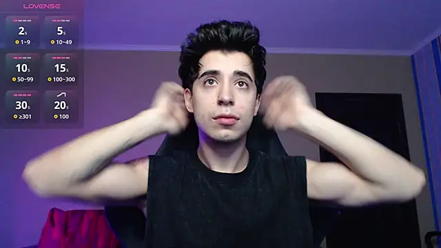 Yofukashii online show from 12/23/25, 04:43