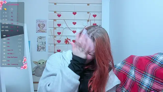 FoxPlayXX online show from 04/13/26, 08:36