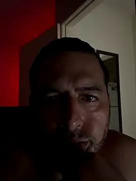 Snapshot of ezrah23 chatting on 11/04/25, 12:48 ezrah23 online show from 11/04/25, 12:48