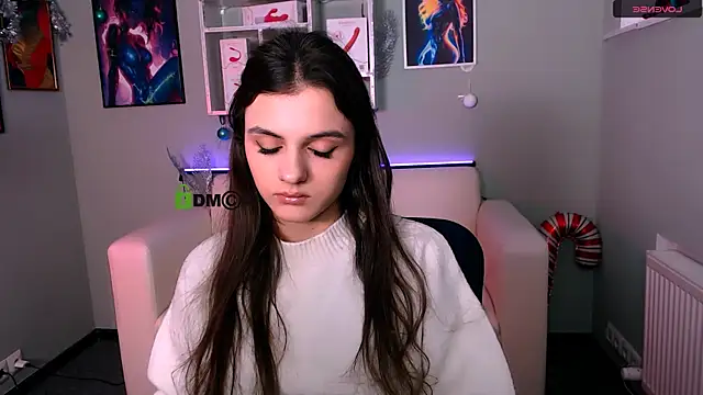 lisa dark  online show from 01/11/26, 10:42