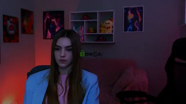 lisa dark  online show from 04/28/26, 11:26