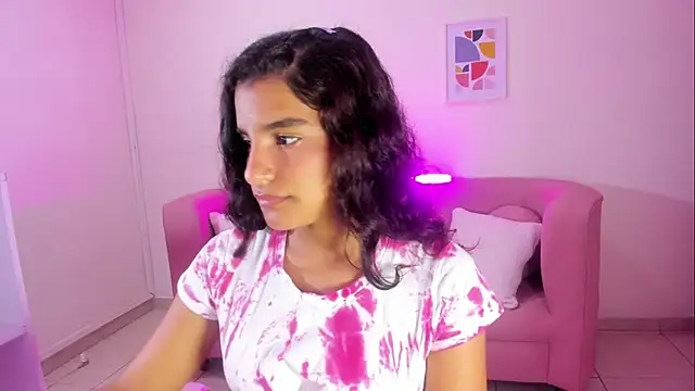 Mia Greco1 online show from 11/05/25, 11:54