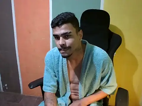 Joao BRL online show from 11/18/25, 04:17