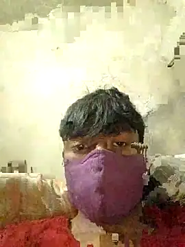 Snapshot of Long-termMarble56 chatting on 11/14/25, 07:01 Long-termMarble56 online show from 11/14/25, 07:01