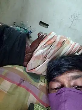 Snapshot of Long-termMarble56 chatting on 11/22/25, 09:25 Long-termMarble56 online show from 11/22/25, 09:25