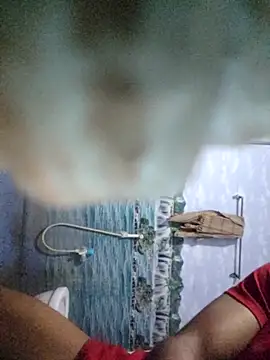 Snapshot of Long-termMarble56 chatting on 11/24/25, 06:29 Long-termMarble56 online show from 11/24/25, 06:29