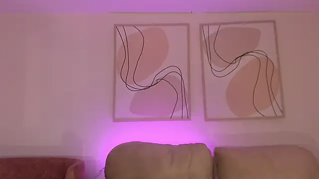 LaurentRosse1 online show from 03/24/26, 07:52