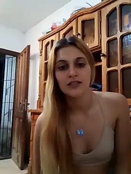 larubia arg online show from 12/21/25, 04:08