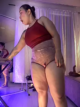 Natural BIGASS Nina online show from 12/15/25, 07:18