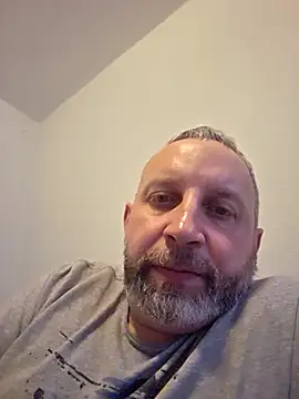 Snapshot of ghost430000 chatting on 10/29/25, 09:49 ghost430000 online show from 10/29/25, 09:49