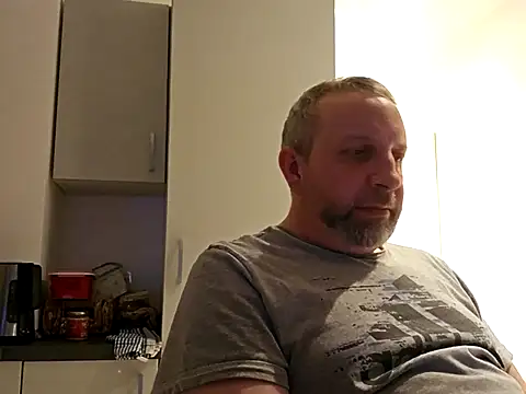 ghost430000 online show from 11/21/25, 05:44