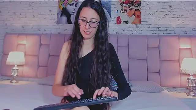 GirafMusic online show from 11/15/25, 01:18