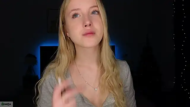 Snapshot of adele_armass chatting on 01/10/26, 09:41 adele armass online show from 01/10/26, 09:41