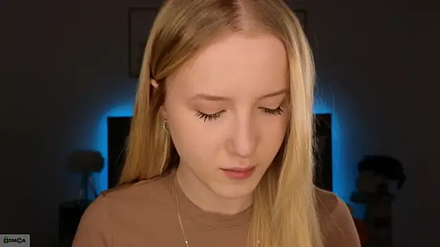 Snapshot of adele_armass chatting on 02/12/26, 09:43 adele armass online show from 02/12/26, 09:43