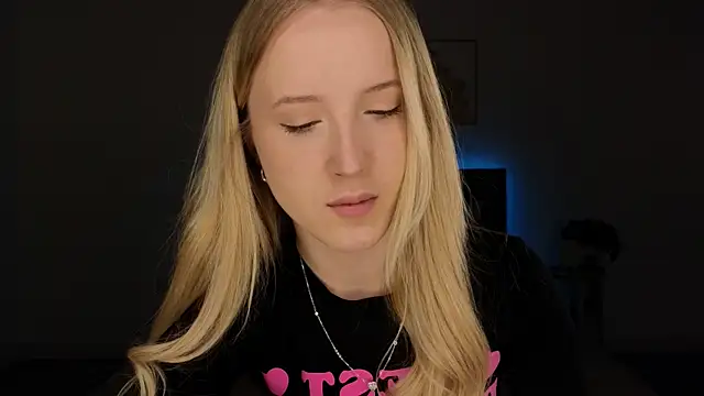 adele armass online show from 05/01/26, 08:57