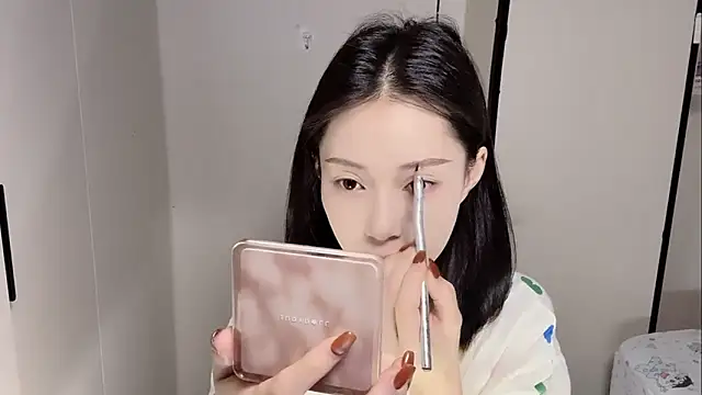 yuyu-33 online show from 11/25/25, 01:27