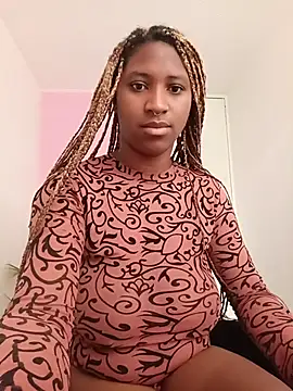 EvonyFoxxx online show from 03/29/26, 04:07