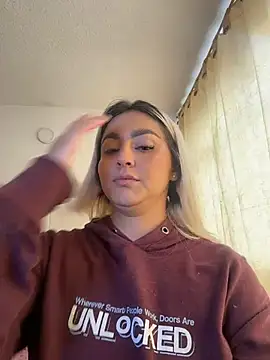 Elina Hills online show from 02/01/26, 06:39