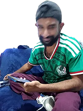 Snapshot of Barbanegra91mx chatting on 06/25/26, 01:16 Barbanegra91mx online show from 06/25/26, 01:16