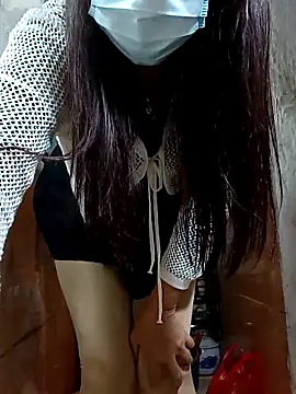 Snapshot of Drizzle-Rian chatting on 12/14/25, 11:15 Drizzle-Rian online show from 12/14/25, 11:15