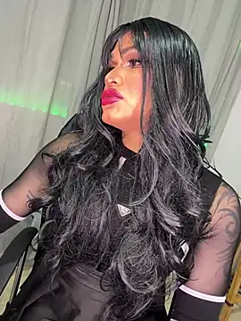 melani ferraraa  online show from 06/18/26, 05:41