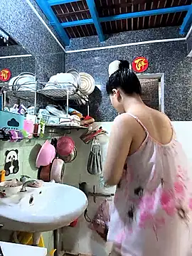 Okleotina9 online show from 02/15/26, 04:42