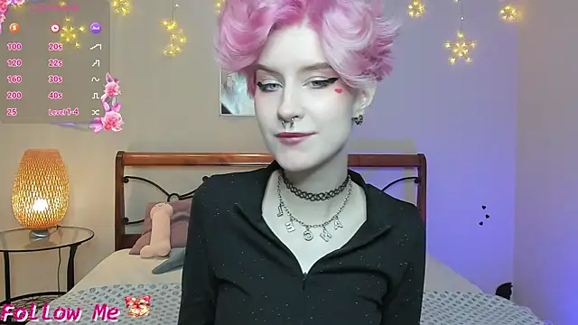 Angel Julles online show from 11/30/25, 01:09