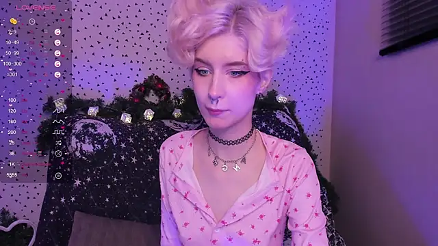 Angel Julles online show from 12/20/25, 01:56