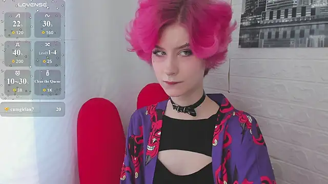 Angel Julles online show from 06/18/26, 06:35