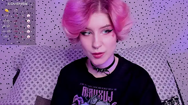 Angel Julles online show from 06/20/26, 06:05
